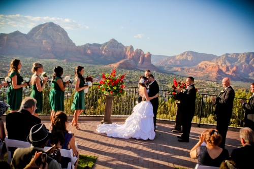 Weddings at Sky Ranch Lodge - Photo by Love My Life Photography